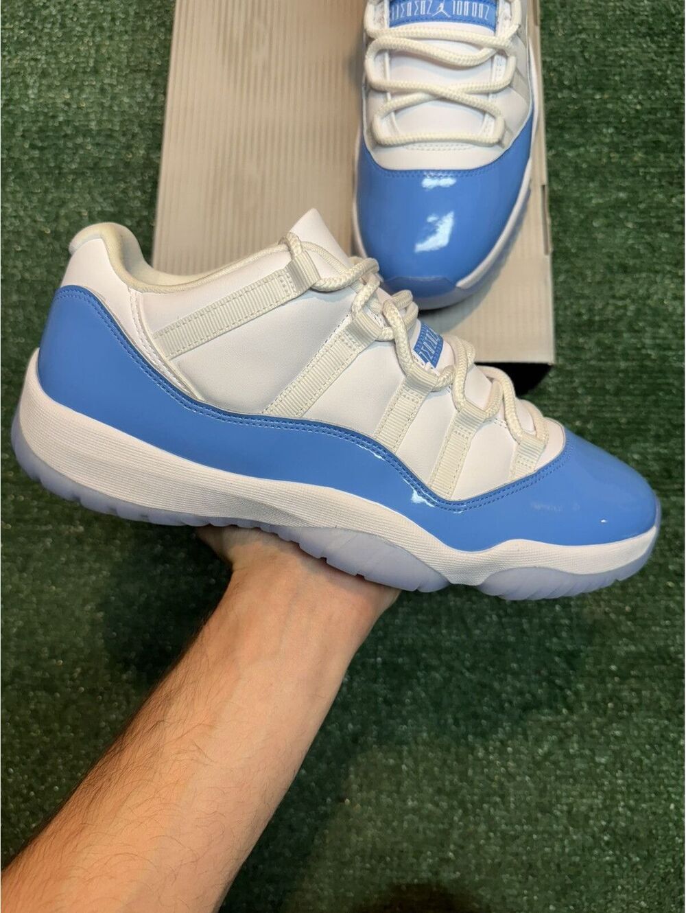 Jordan Retro 11 University Blue Size 11